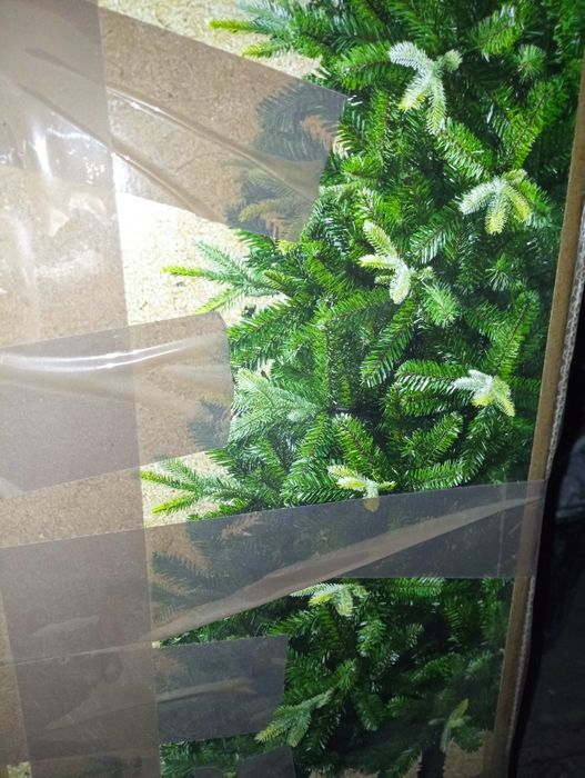 Brad de craciun artificial