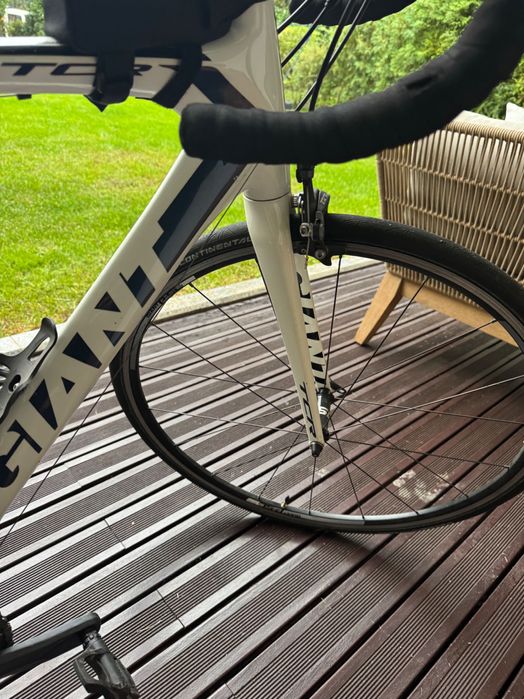 Bicicletă de șosea Giant