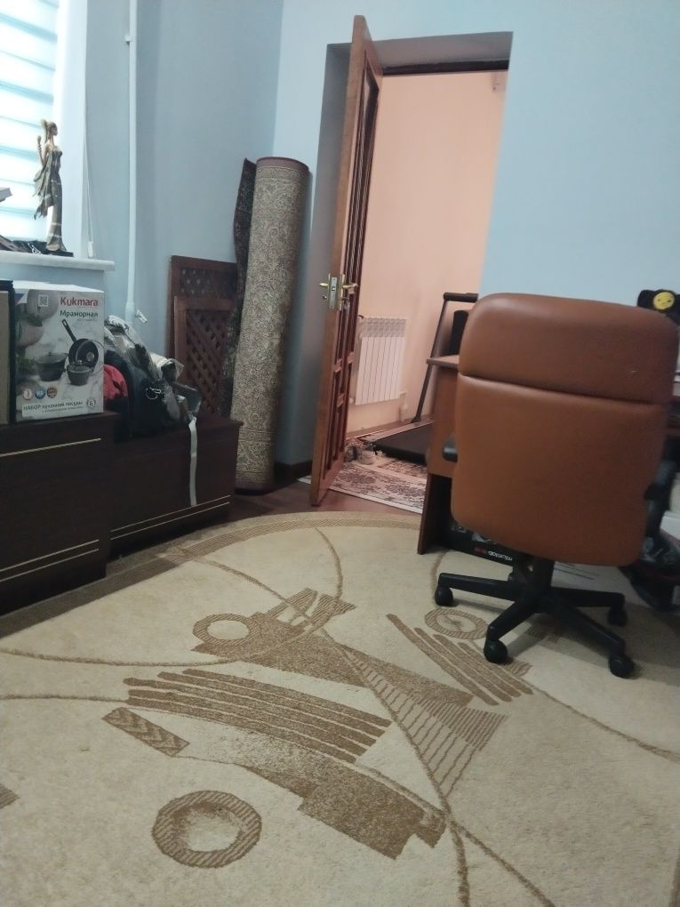 Срочно Продаётся участок 4 сотки . Стадион Старт. Дархан Махалля .