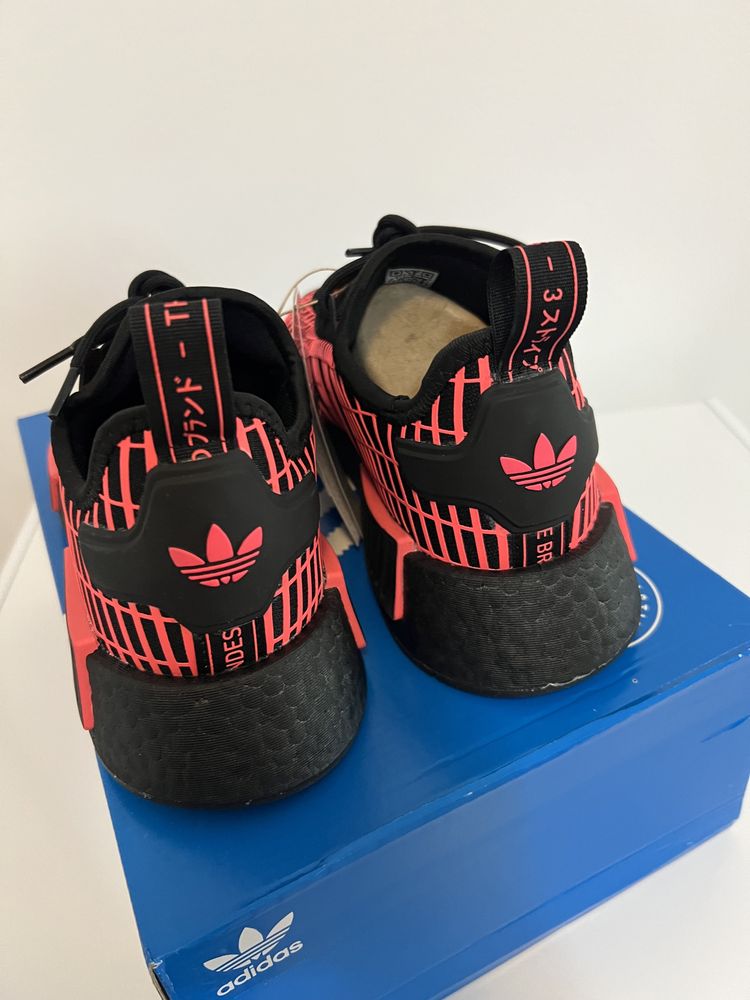 Adidas nmd_r1 Nr. 40-41-42-43,1/3