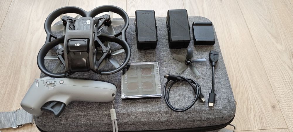Dji Avata с две батерии, remote controller и куфар