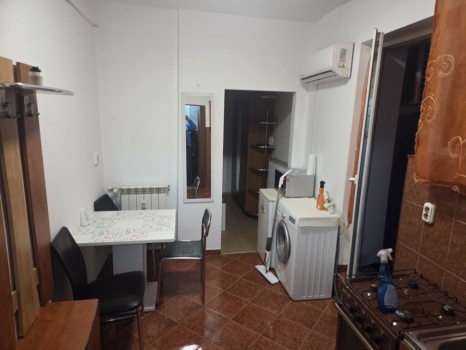 Închiriez garsoniera bulevardul dacia