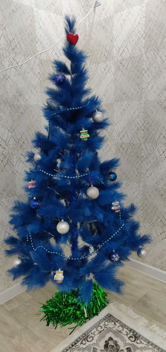 Продам искусственную ёлку
