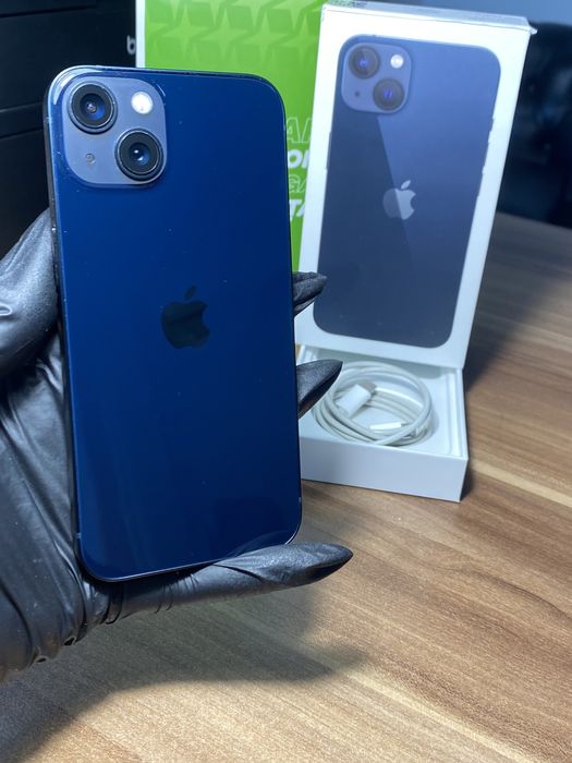 iPhone 13 • 128 GB • Midnight