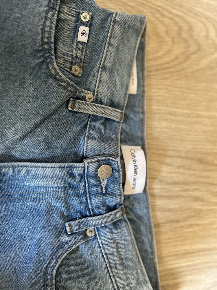 Къси панталони Calvin Klein