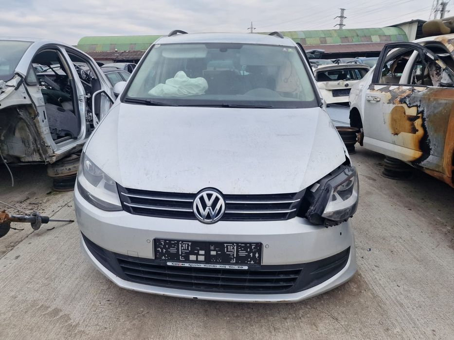 Dezmembram Volkswagen Sharan 2012 2.0tdi CFF Manual