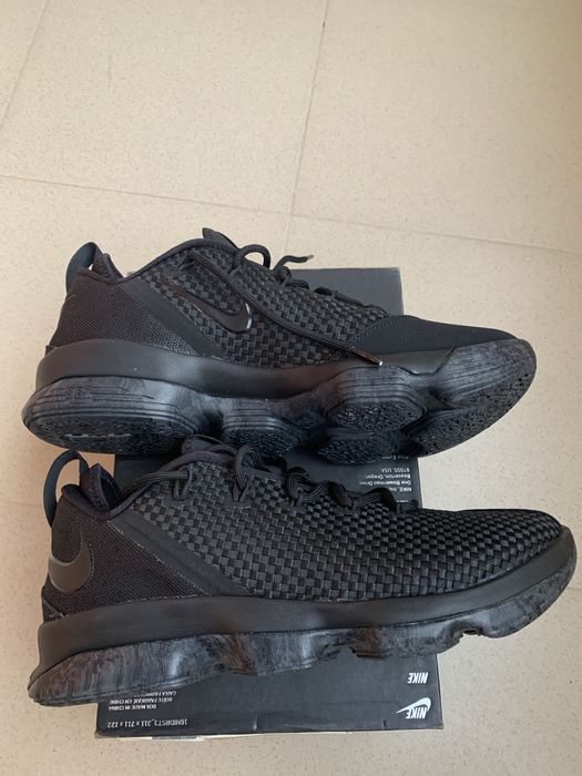 Nike lebron James 330, 44 номер