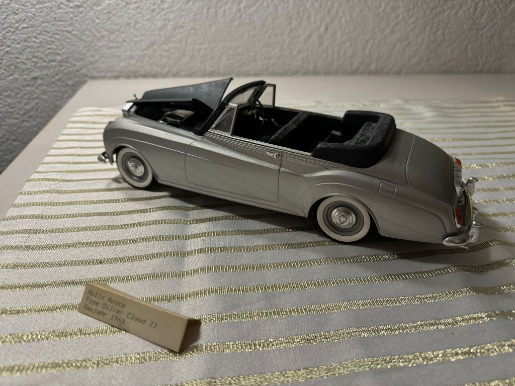 Macheta Rolls Royce 1:18