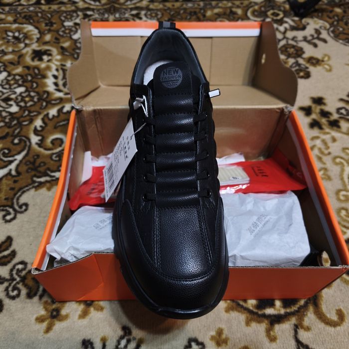 Продам ботинки осенние