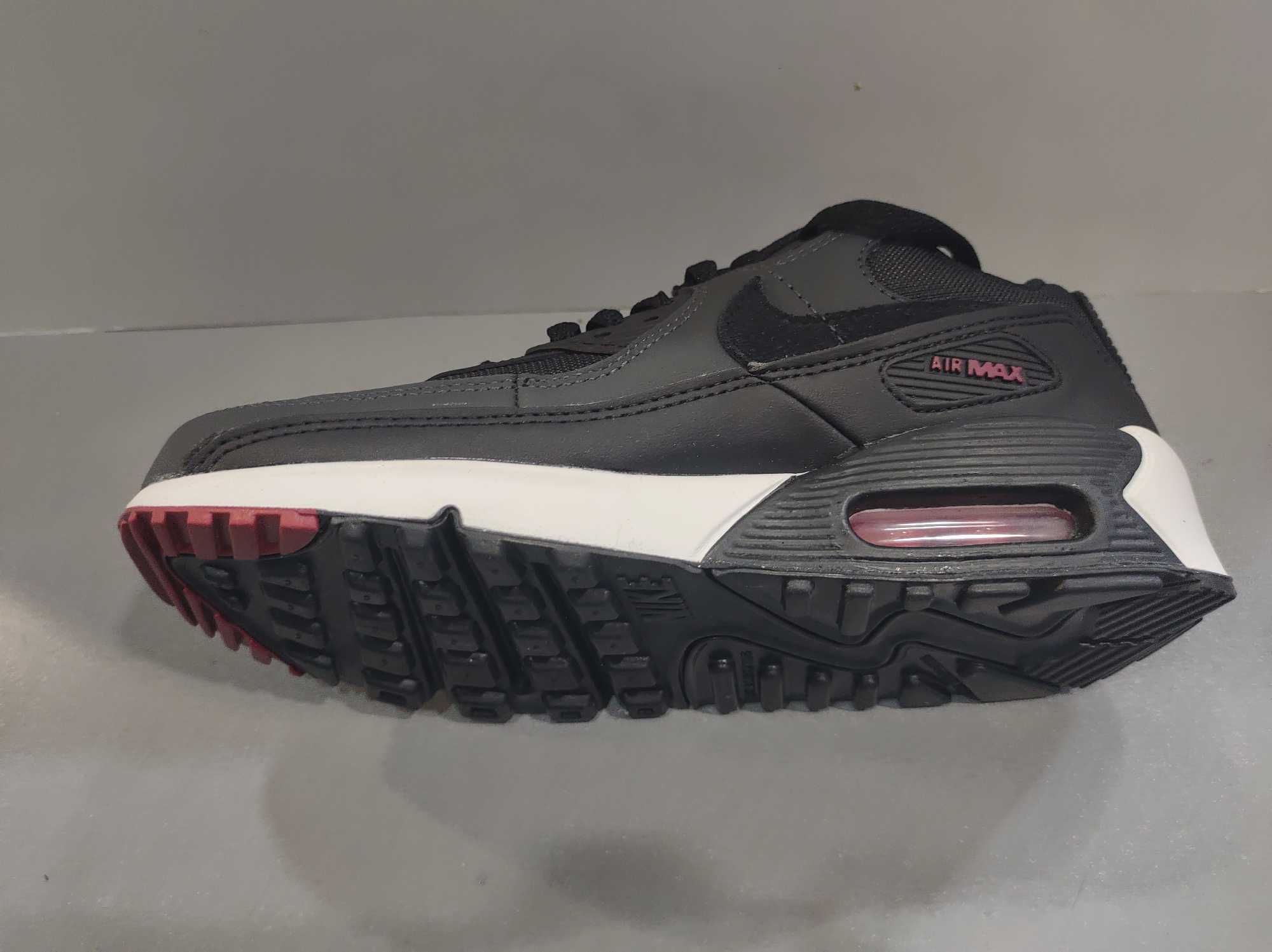 Nike Air Мax 90 N38,5.Маратонки с камера.Нови.Оригинал.