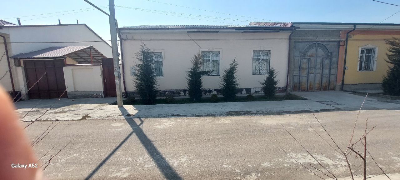 Учхоз, Алишеробод, продаётся дом 6-соток