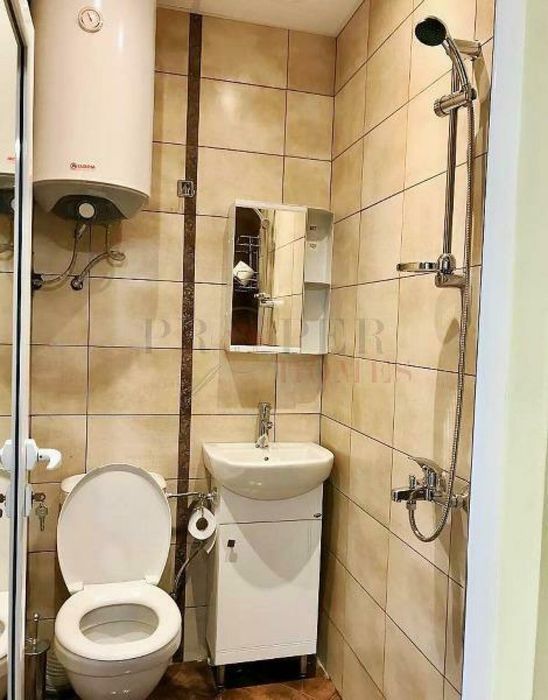 Дава се под наем Едностаен апартамент в Велико Търново, Център - 40 кв.м за 239.7 € - Снимка #12