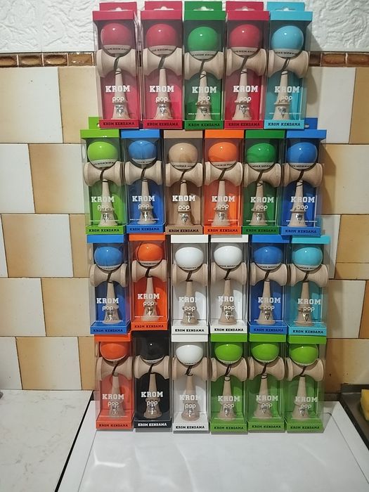 Kendama pop krom stiki toate culorile