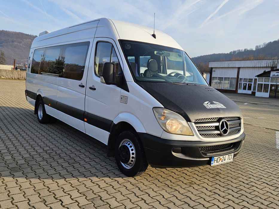 Vand Mercedes Benz Sprinter 518 cu anul de fabricatie 2008, 20 locuri.