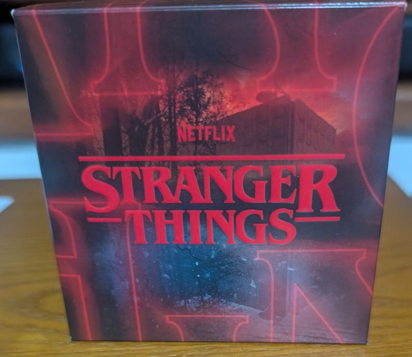 Moneda Argint Colorata Stranger Things (Netflix) - The Upside Down