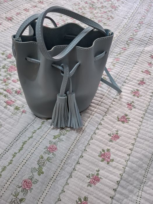 Cумка голубая кожаная новая