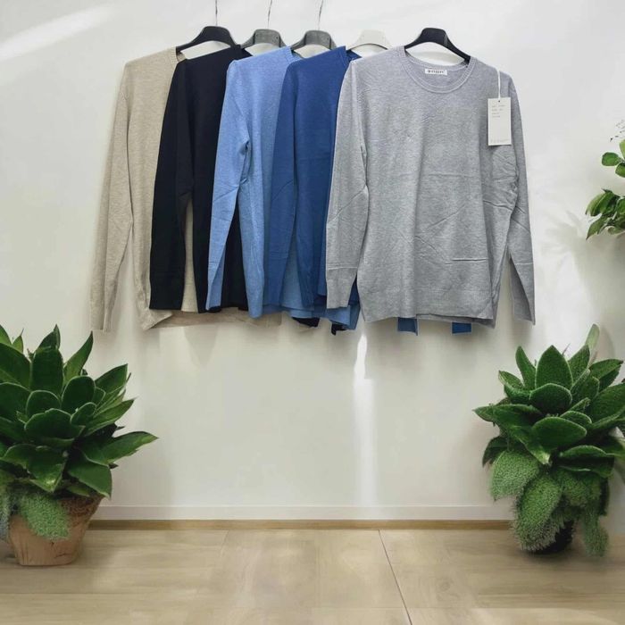 Нови хубави блузи