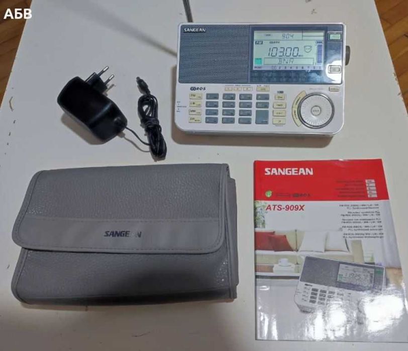 Продават се портативни многообхватни радиоприемници от най-висок клас