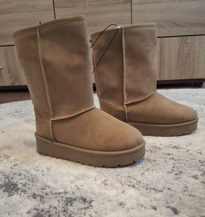 Cizme noi tip UGG