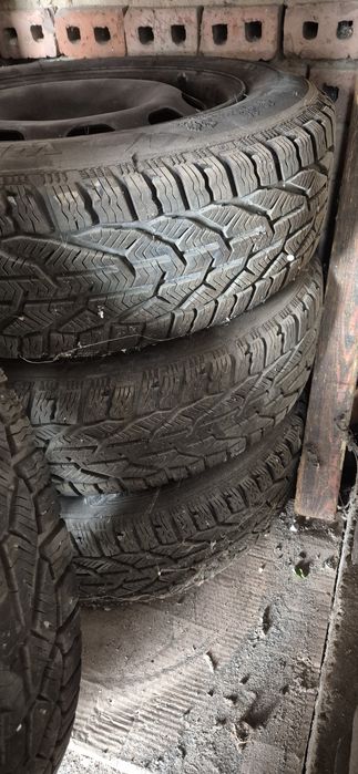 Продавам гуми с джанти 185/65/15, 5х100