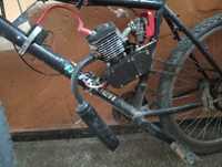 Vând bicicleta motor de 80 CC