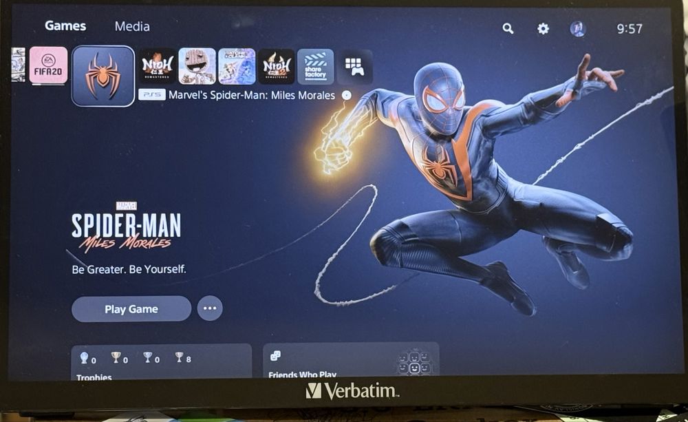 Конзола Sony PlayStation 5 825GB (PS5) + 2 джойстика + 7 игри
