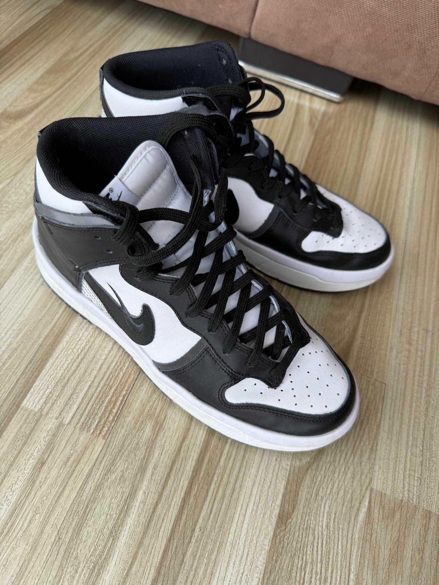 Nike Dunk High Rebel Black/White