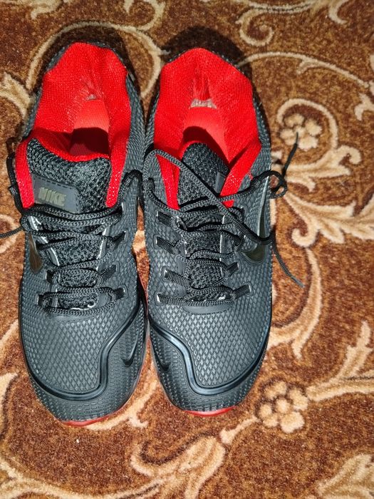 Adidași Nike universali