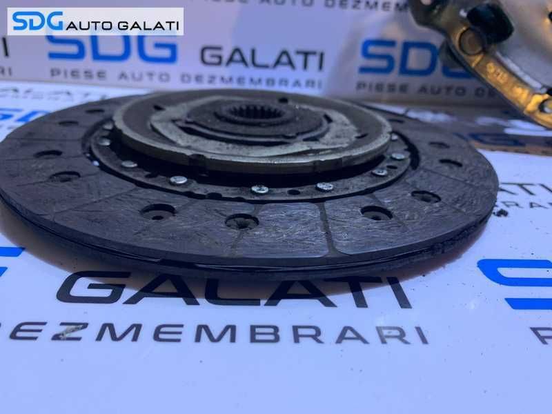 Ambreiaj LUK Volanta Masa Dubla Placa Presiune BMW Seria 1 E81 E82 E87 E88 120 2.0 D 2003 - 2011 Cod 7637279 7614326 7615627