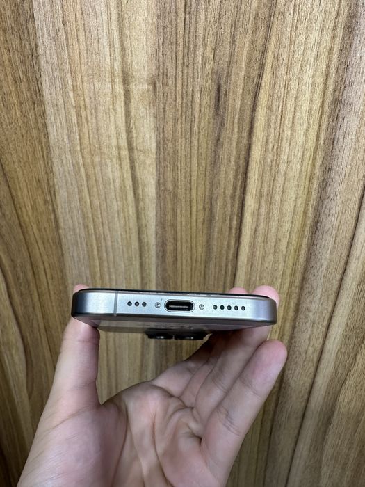 iphone 15 pro natural 128 gb 91% korobka bor