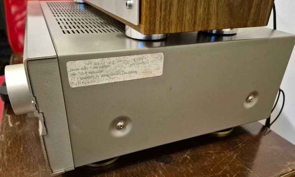 Vand Denon PMA-715R, de colectie, culoare rara champagne, vintage !