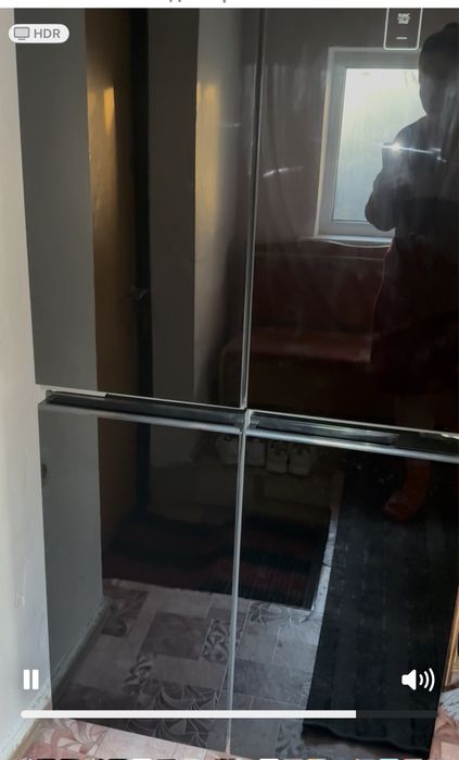 Продам очень большой холодильник с морозильной камерой обьемом 450 лит