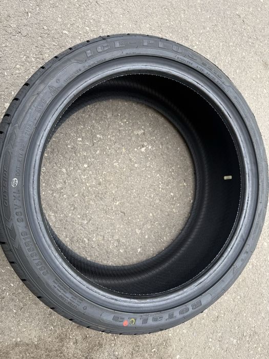 225/40 R19 + 255/35 R19 ROTALLA WINTER anvelope noi iarna BMW SERIA4