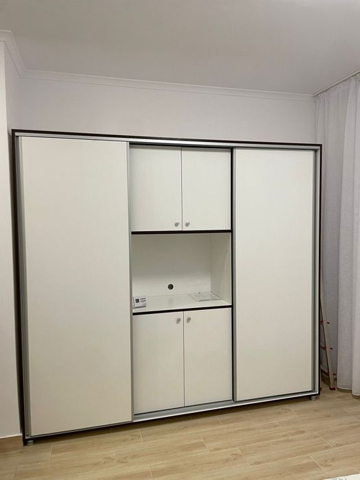 Inchiriez garsoniera militari residence