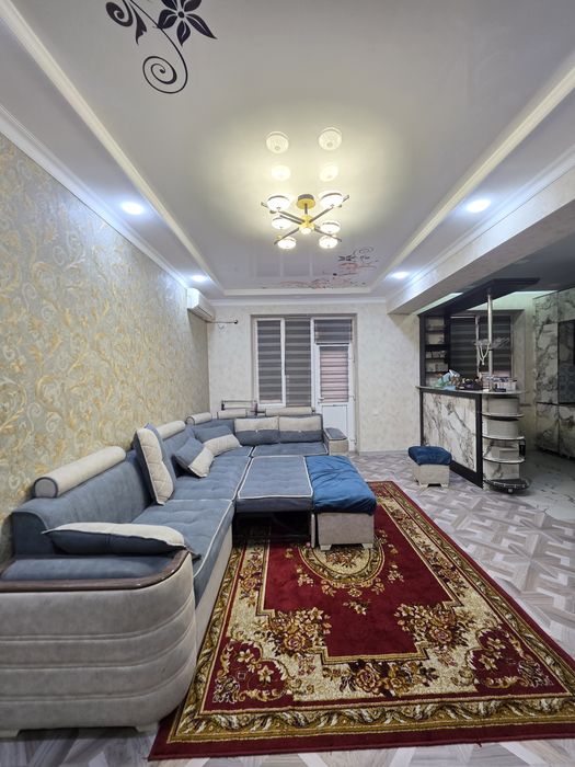 Vayeni garadok vagzal yaqin studio qilingan