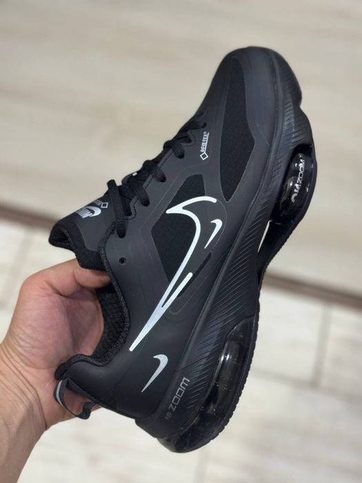 Nike Air Zoom Gore-Tex krossovkalar — yangi, sifatli