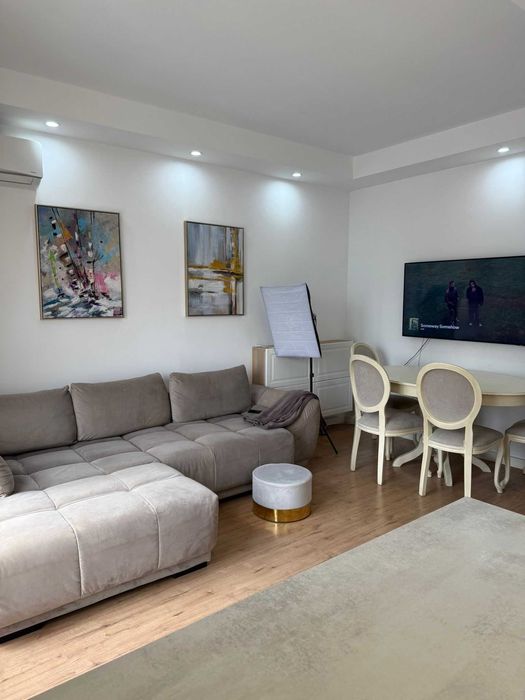 Inchiriez apartament tip Studio Dublu, 43mp, Cosmopolis