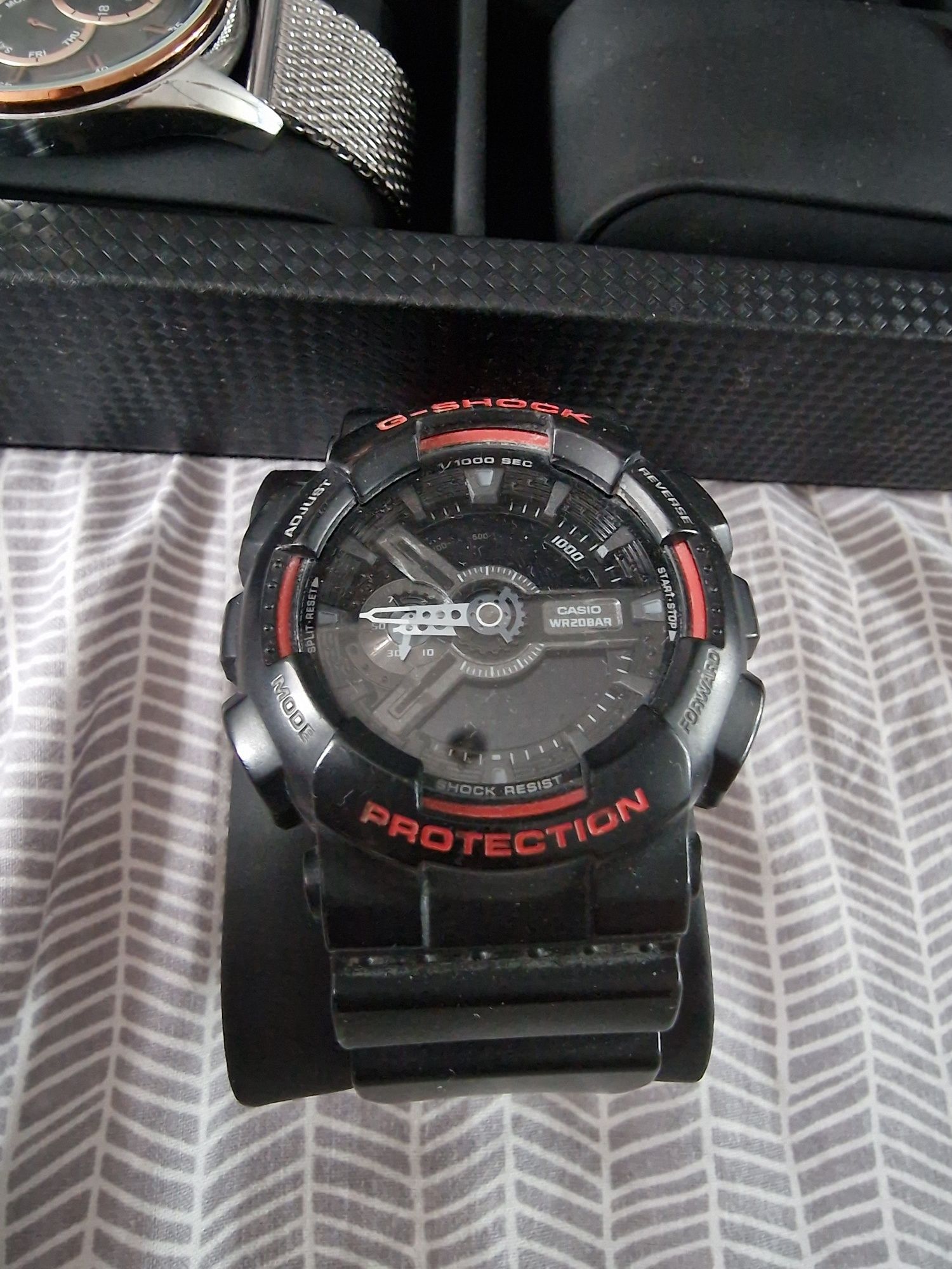Часовници G Shock EXESS HUBLOT
