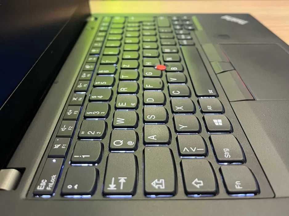 Профессиональный ноутбук Lenovo Thinkpad X280 Core i5 8350U -1700GHZ