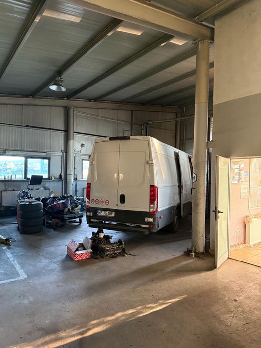 Hală de inchiriat, Bdul 1 Decembrie 1918 nr 291 D, in curte la Oltea