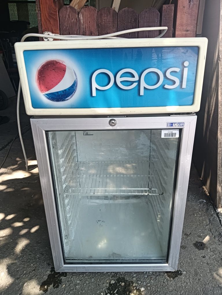 vitrină frigorifică