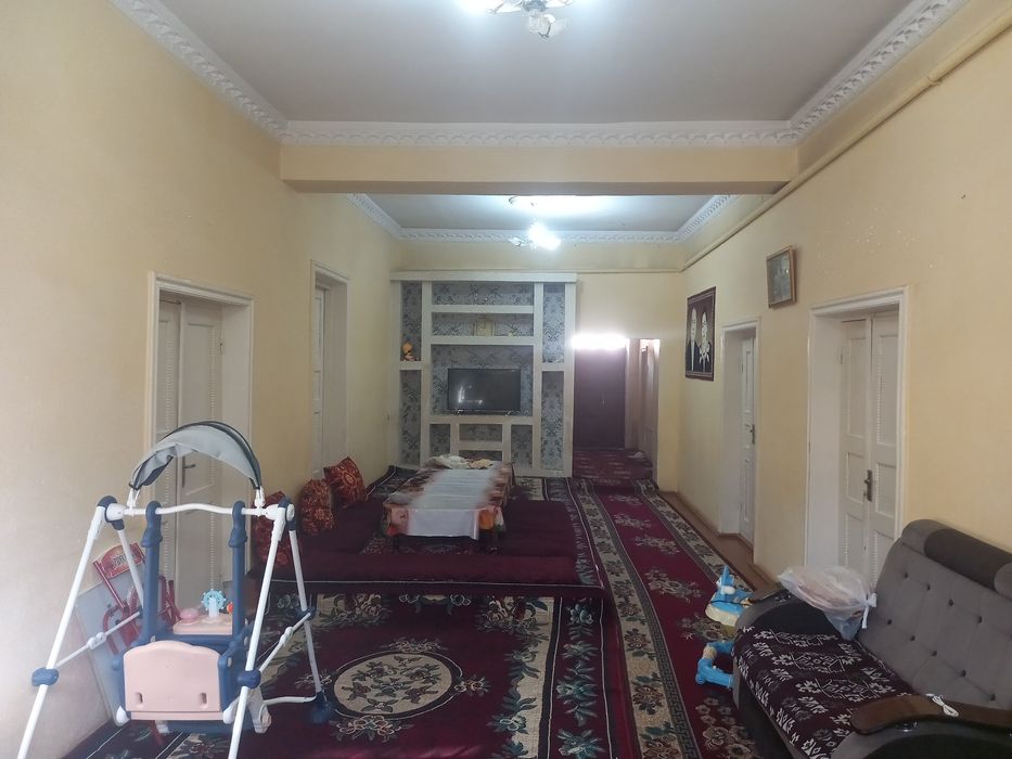 Ховли жой сотилади