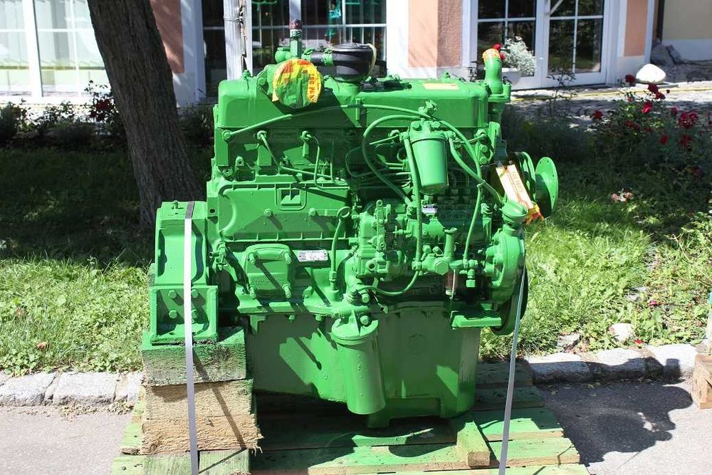 Motor Mercedes OM 352, pentru incarcator frontal Liebherr LR 622
