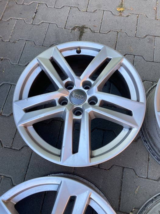 Jante origi 17 5 112 Audi A3 A4 A5 A6 A7 A8 Q3 Q5 Mercedes Wv Skoda Se