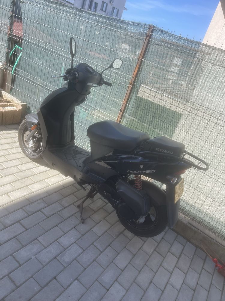 Vand scuter Kimco