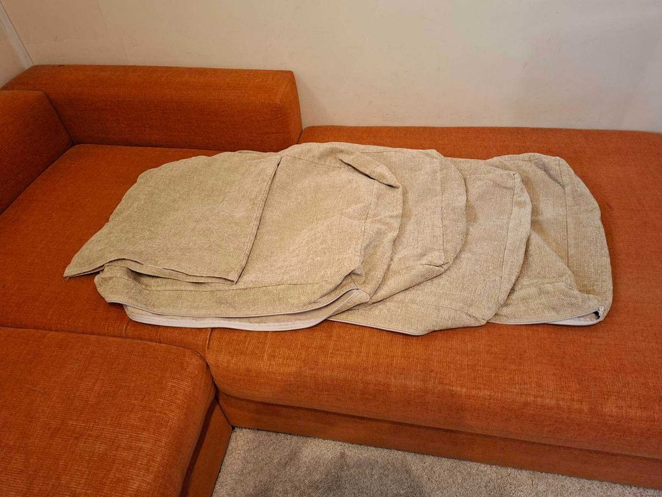 Ъглов диван с функция сън и ракла