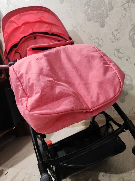 Коляска прогулочная розовая и серая