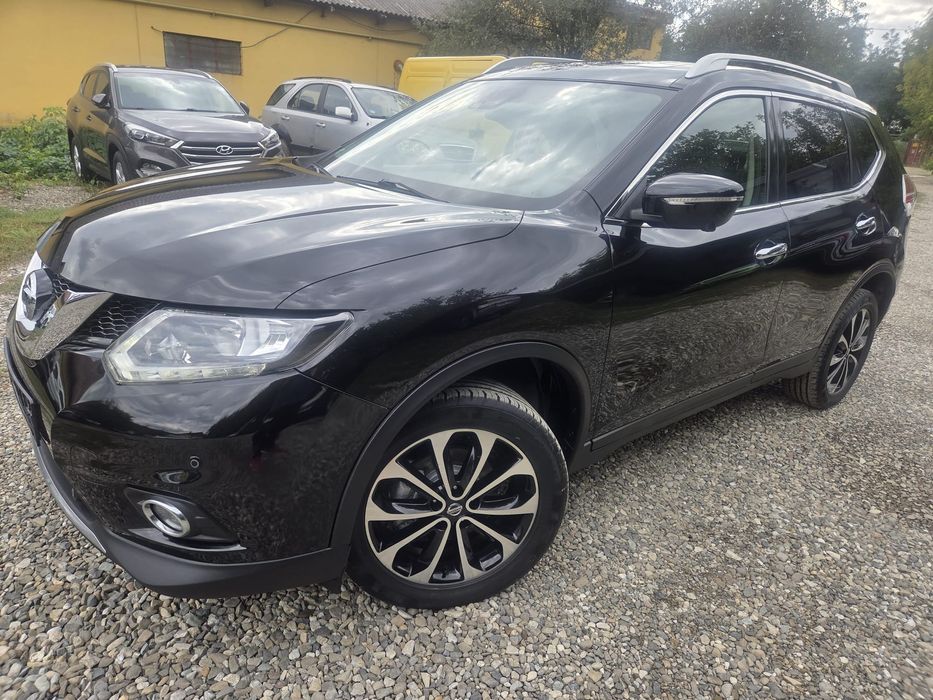 Nissan X-trail/4x4/Euro 6/2017/Navi/Panoramic/keyless