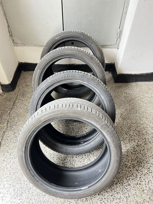 Гуми Летни 225/40/18