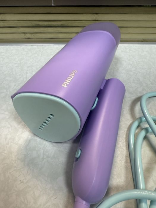 Уред за гладене с пара Philips STH3010